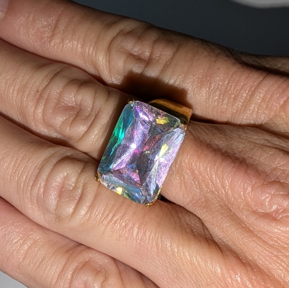 VTG GOLD TONE AB CRYSTAL RING - Picture 3 of 11